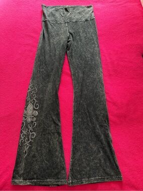 Romeo & Juliet Couture Black Mineral Washed Yoga Pants with Rhinestone Detail